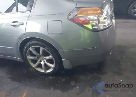 2008 Nissan Altima 2.5 S from USA, damaged, VIN 1N4AL21E68N488019